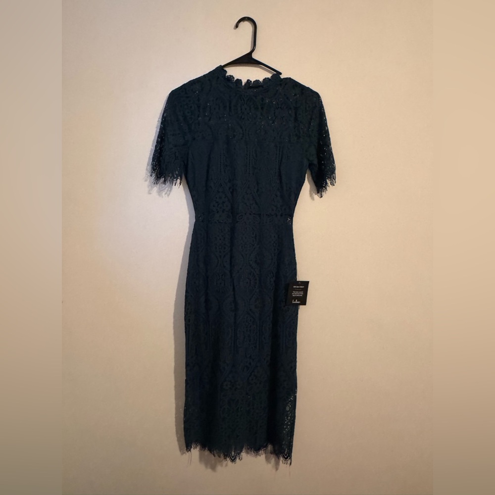 NWT Lulu's Black Lace Midi Dress